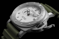 Panerai Submersible QuarantaQuattro Bianco PAM01226 44 mm-es acél tok, fehér számlap zöld gumi szíj