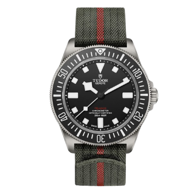 Tudor Pelagos FXD M25717N-0001 42mm titán tok textil szíj +1 gumi szíj