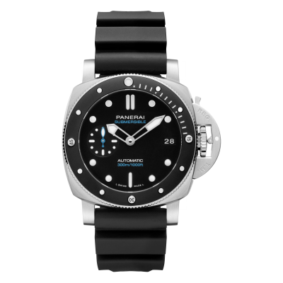 Panerai Submersible PAM02683 42mm steel case with leather strap