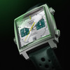 TAG Heuer Monaco Chronograph lehelletnyi brit versenyzöld színezéssel